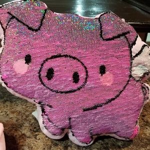 New! Flying pig pillow
